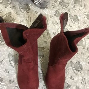 Burgundy heel  boots